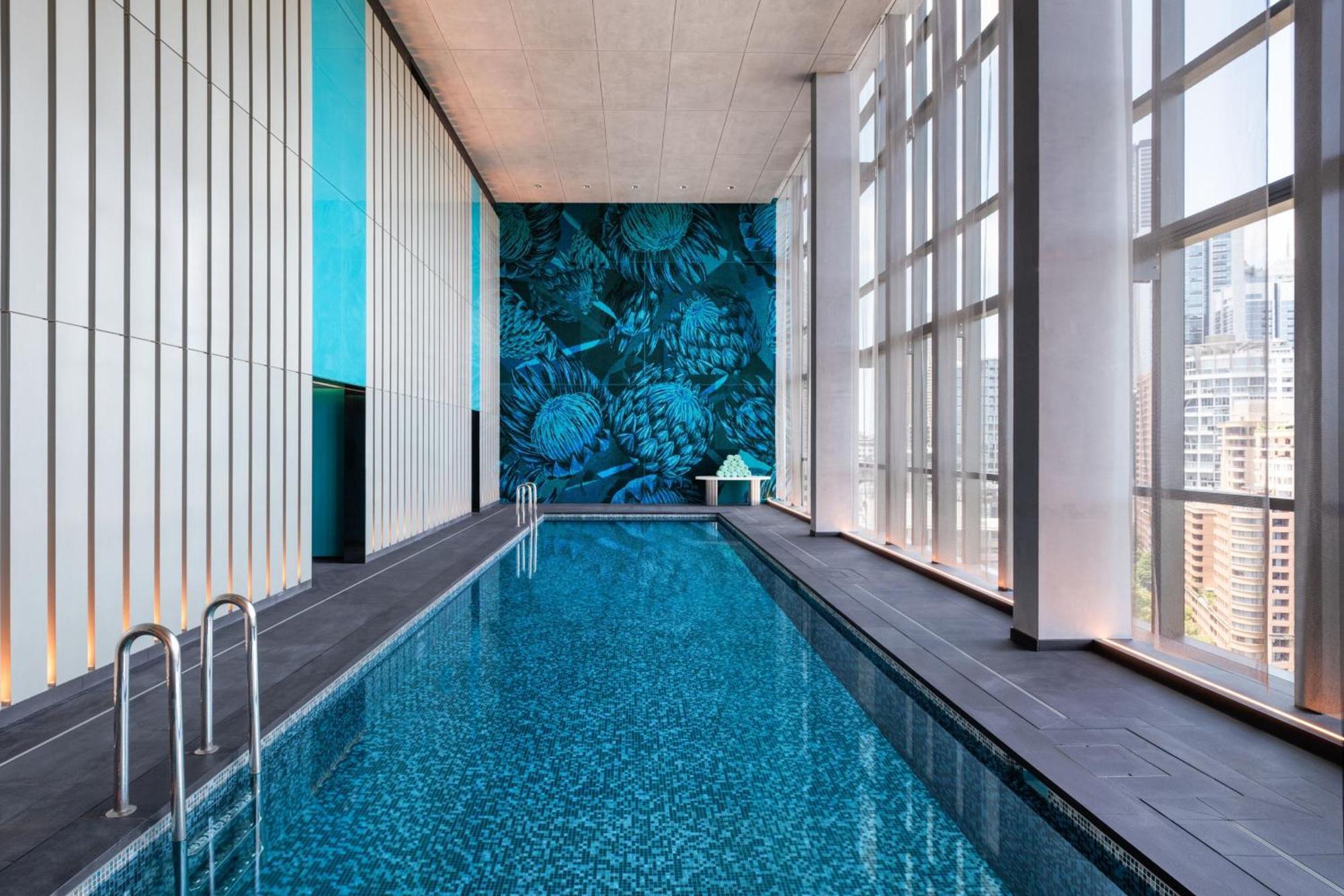 Hotel W Sydney Zewnętrze zdjęcie The pool at The Hari